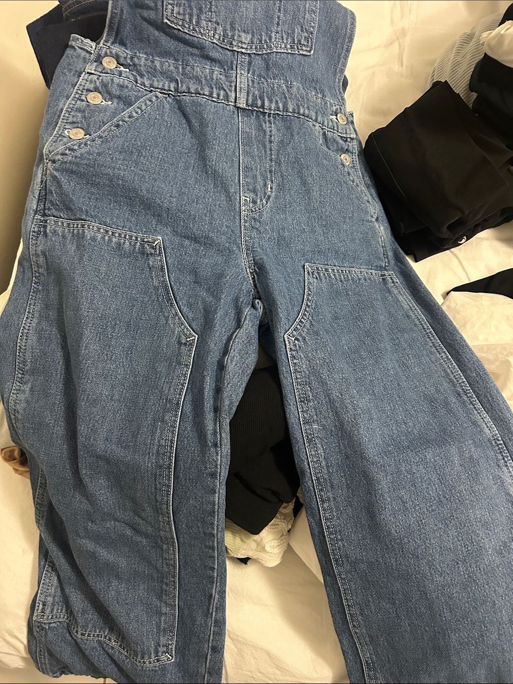 Levi's Blue Denim Women's Cropped Wide Leg Overalls - Picture 4 of 4